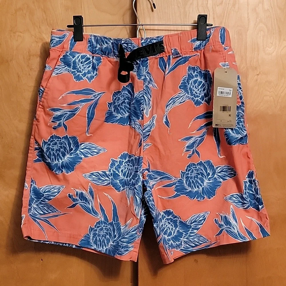 Levi's Men Utility Floral shorts NWT Medium